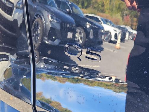 2025 Audi Q5 Premium Plus