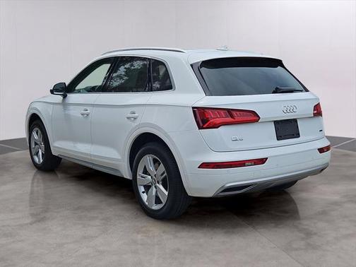 2019 Audi Q5 2.0T Premium Plus