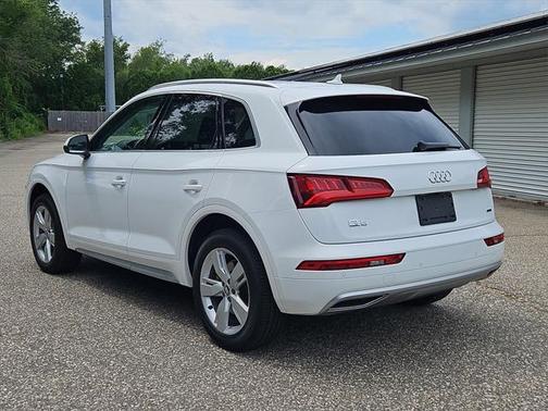 2019 Audi Q5 2.0T Premium Plus