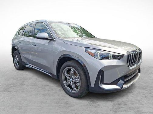 Space Silver Metallic 2026 BMW X1 xDrive28i