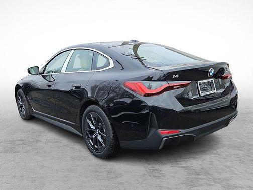 Black Sapphire Metallic 2026 BMW i4 Gran Coupe xDrive40