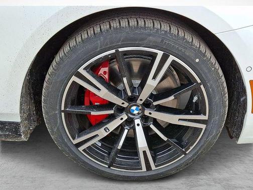 2026 BMW 550e xDrive