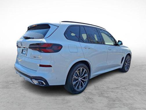 Mineral White Metallic 2026 BMW X5 PHEV xDrive50e