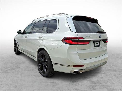 2026 BMW X7 xDrive40i