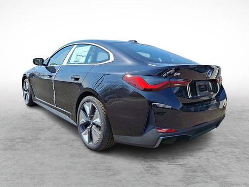 Black Sapphire Metallic 2026 BMW i4 Gran Coupe xDrive40