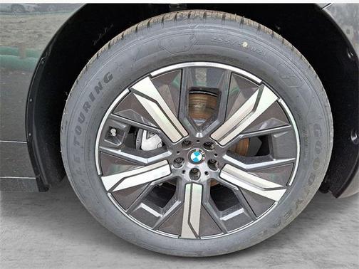 2026 BMW iX xDrive60