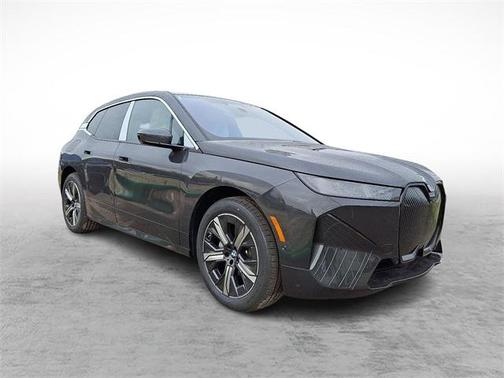2026 BMW iX xDrive60