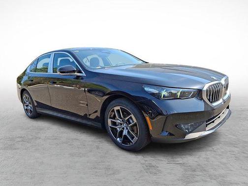 Black Sapphire Metallic 2026 BMW 530 xDrive