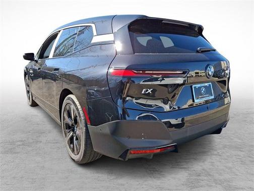 2025 BMW iX xDrive50
