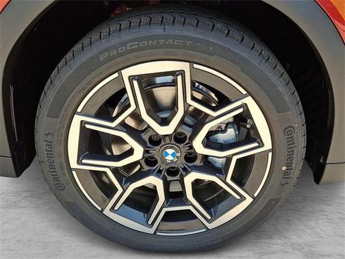 2025 BMW X2 xDrive28i