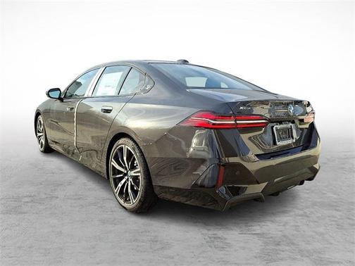 2026 BMW 530 i xDrive