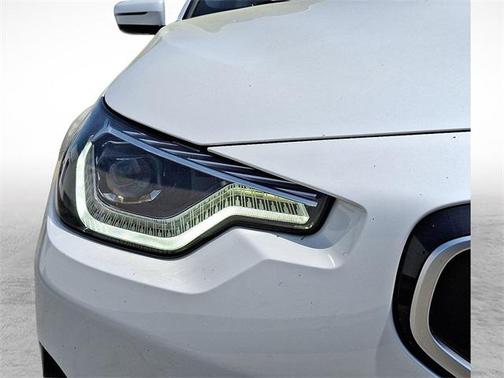2025 BMW 230 i xDrive