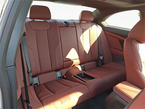 2026 BMW 230 i xDrive