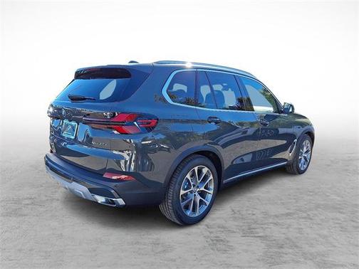 2026 BMW X5 PHEV xDrive50e