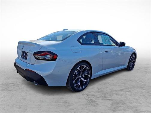 2026 BMW 230 i xDrive