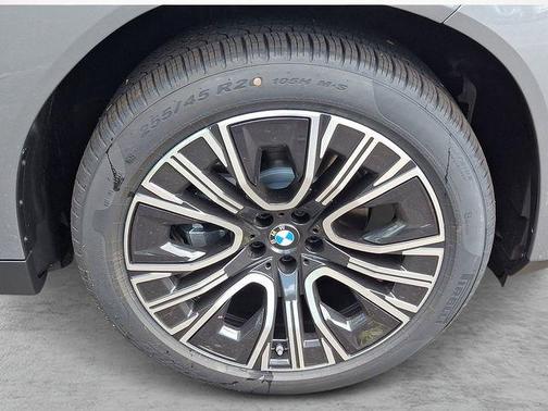 Skyscraper Grey Metallic 2026 BMW X3 30 xDrive