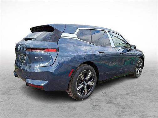 2026 BMW iX xDrive60