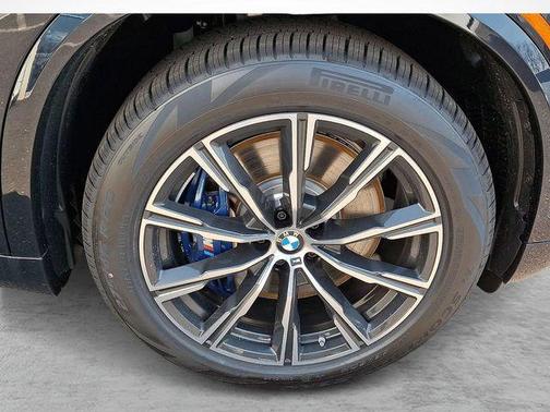 Carbon Black Metallic 2026 BMW X5 PHEV xDrive50e