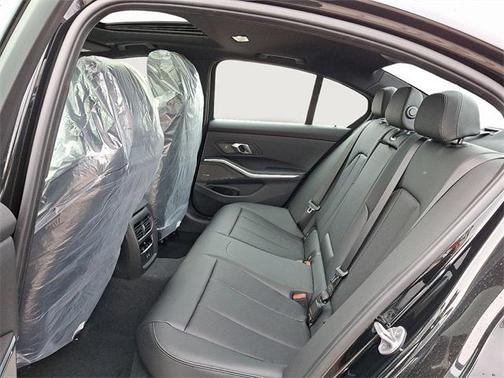 2026 BMW 330 xDrive NA