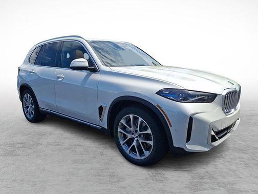 Mineral White Metallic 2026 BMW X5 PHEV xDrive50e