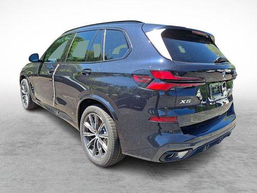 Carbon Black Metallic 2026 BMW X5 xDrive40i