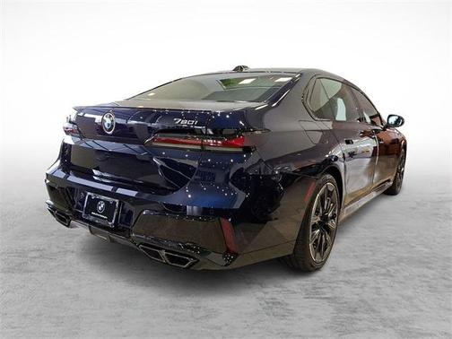 2025 BMW 760 i xDrive