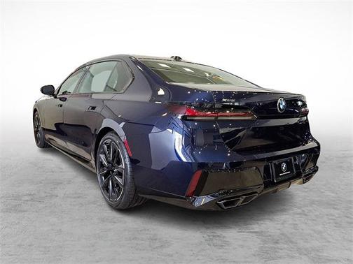 2025 BMW 760 i xDrive