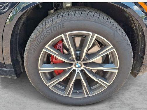 Carbon Black Metallic 2026 BMW X5 xDrive40i