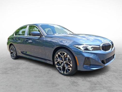 Arctic Race Blue Metallic 2026 BMW 330 xDrive NA