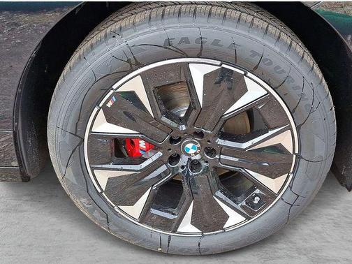 Carbon Black Metallic 2026 BMW iX xDrive60