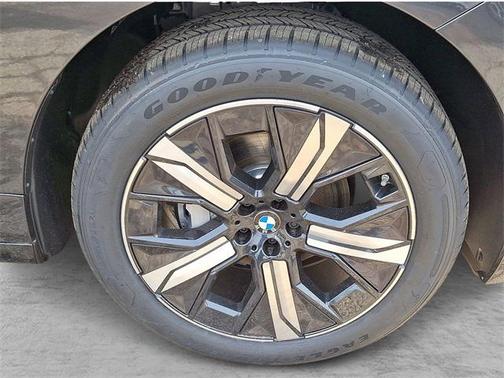 2026 BMW iX xDrive45