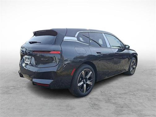 2026 BMW iX xDrive45