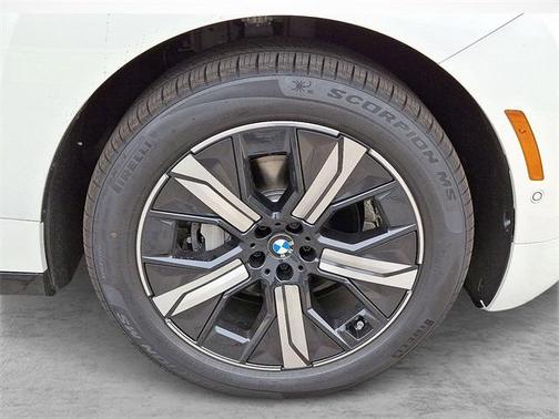 2026 BMW iX xDrive60