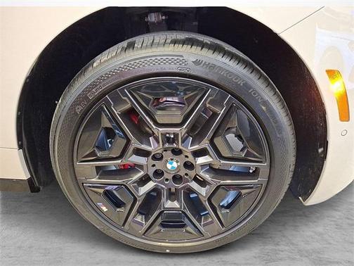 2026 BMW iX xDrive60