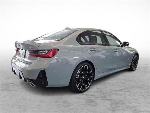 2026 BMW 330 i xDrive