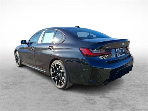 2026 BMW 330 xDrive NA