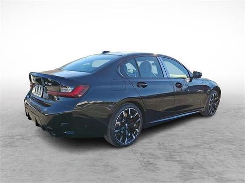 2026 BMW 330 xDrive NA