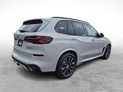 Mineral White Metallic 2026 BMW X5 PHEV xDrive50e
