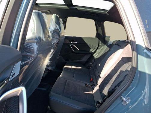 Cape York Green Metallic 2026 BMW X1 M35i