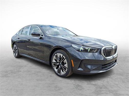 2026 BMW 530 i xDrive