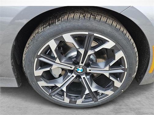 2026 BMW 330 xDrive NA