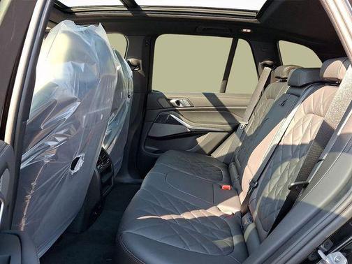 Black Sapphire Metallic 2026 BMW X5 xDrive40i