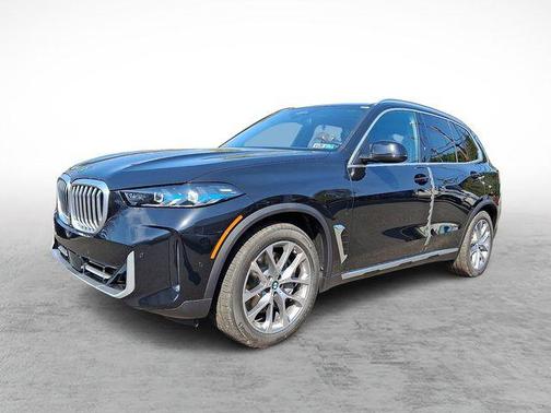 Black Sapphire Metallic 2026 BMW X5 PHEV xDrive50e