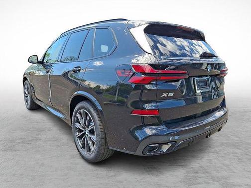 Black Sapphire Metallic 2026 BMW X5 xDrive40i