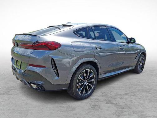 Skyscraper Grey Metallic 2026 BMW X6 xDrive40i