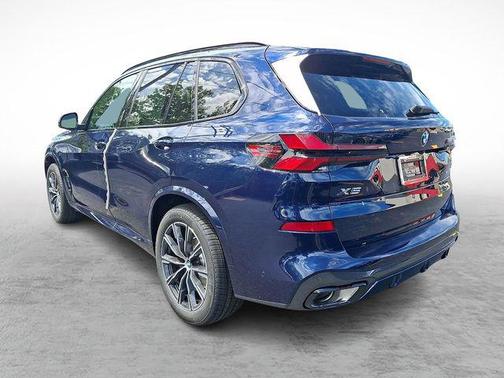 Tanzanite Blue II Metallic 2026 BMW X5 xDrive40i