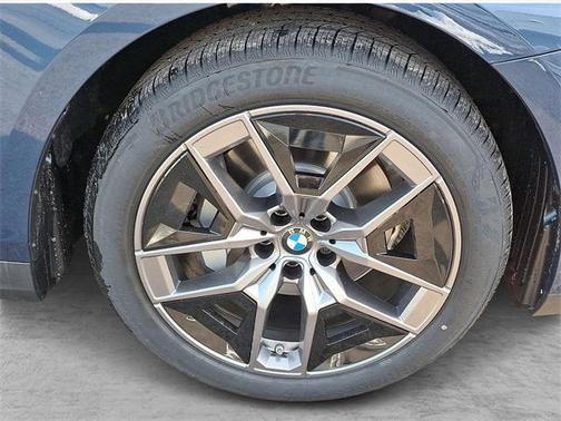 2026 BMW 530 i xDrive