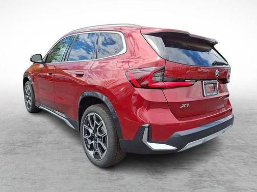 Vegas Red Metallic 2026 BMW X1 xDrive28i