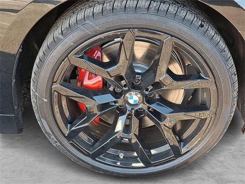 2026 BMW 330 i xDrive