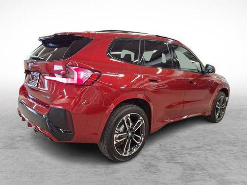 Vegas Red Metallic 2026 BMW X1 xDrive28i